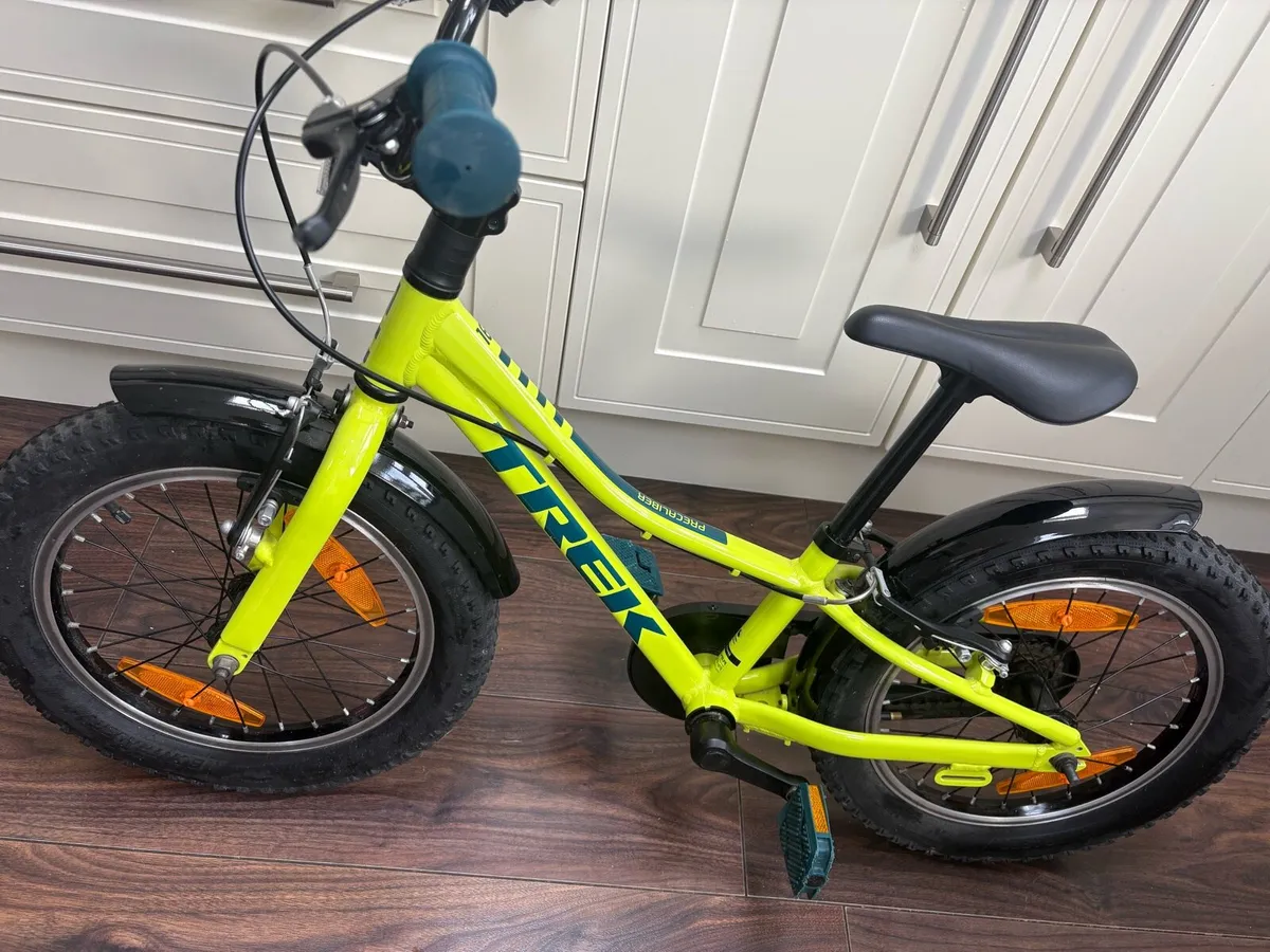 Kids bike - Image 1