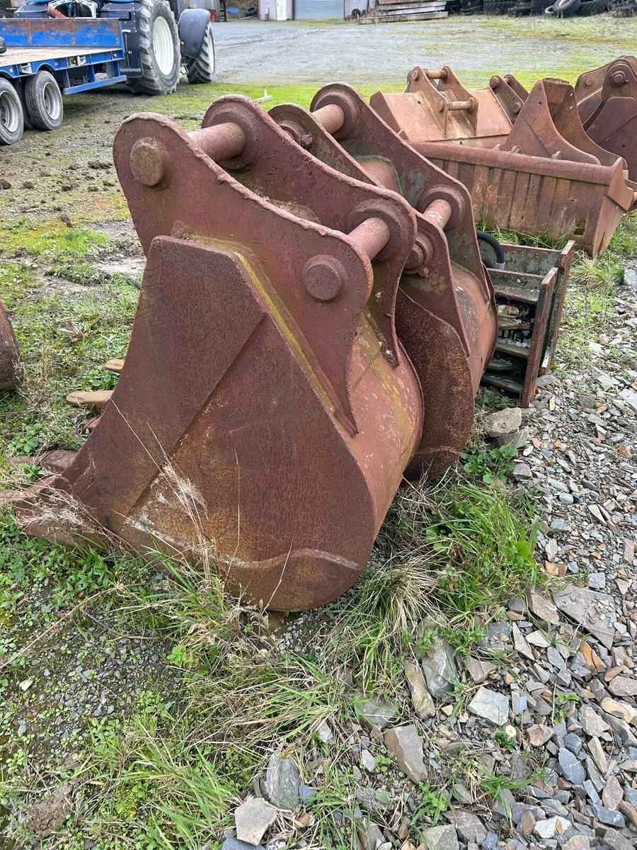 80 mm  pin buckets - Image 4
