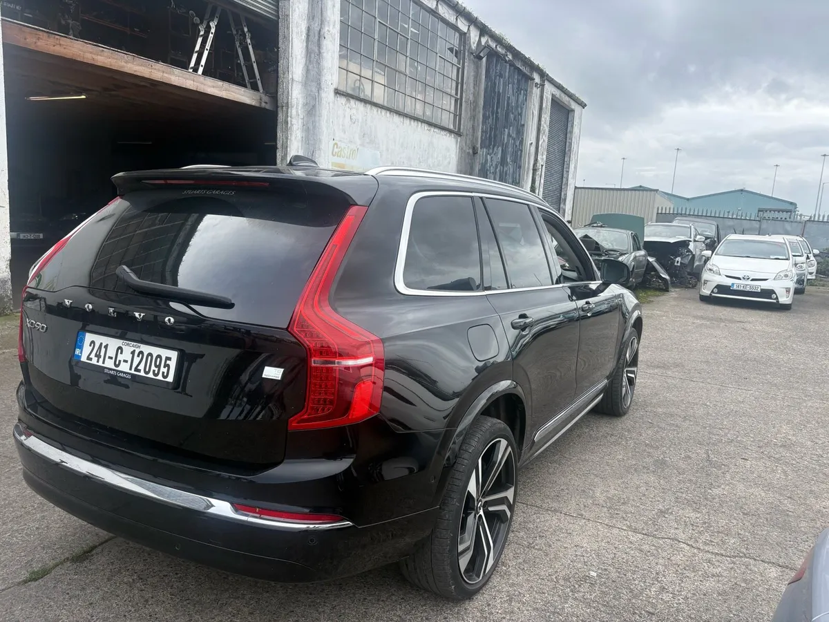 24 XC90 - Image 2