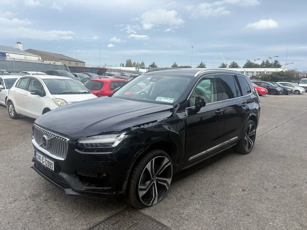 24 XC90 - Image 4