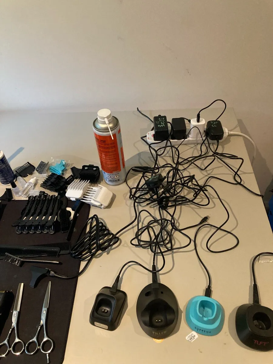 Barber equipment - Image 2