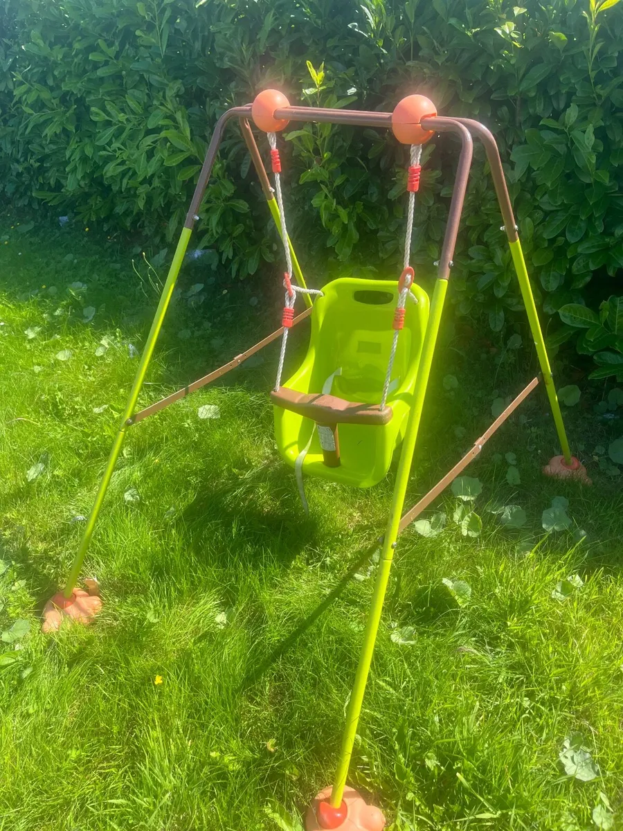 Folding Baby swing - Image 1