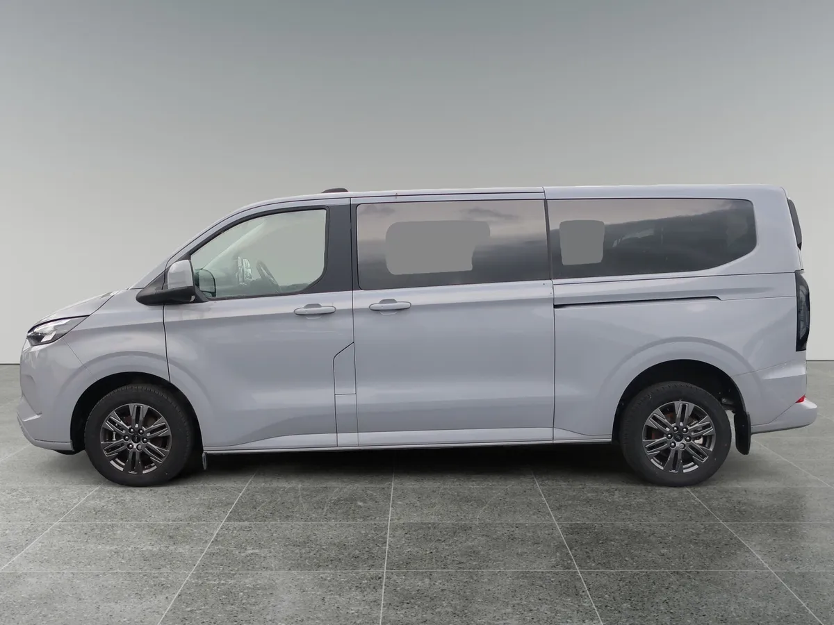 TOURNEO CUSTOM TITANIUM LWB 340 2.5L Duratec 227PS - Image 2