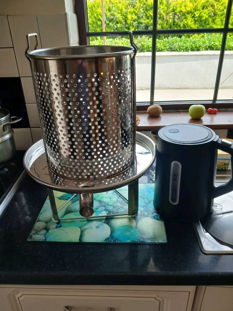 Honey press - Image 1