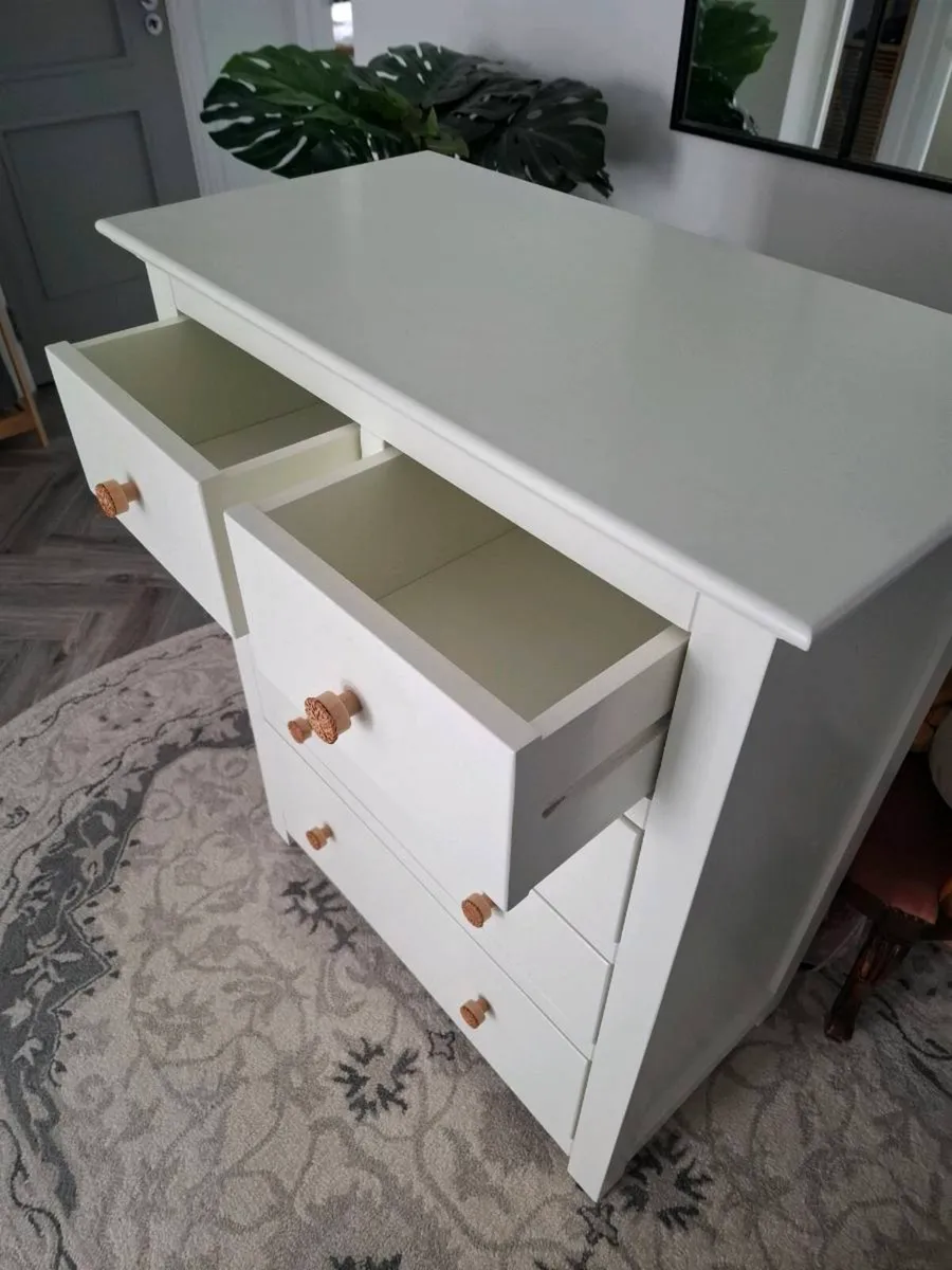 Chest of drawers - Image 2