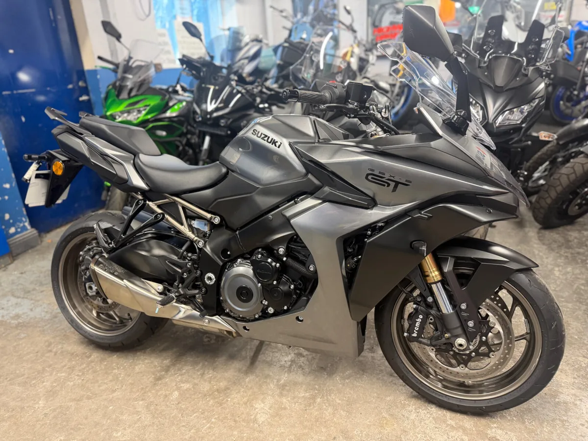 2026 Suzuki  GSX1000GT - Image 2