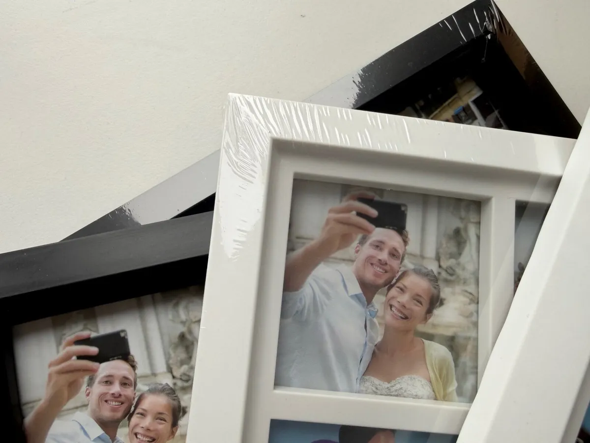 Multi-Opening Collage Photo Frames – Black & White - Image 2