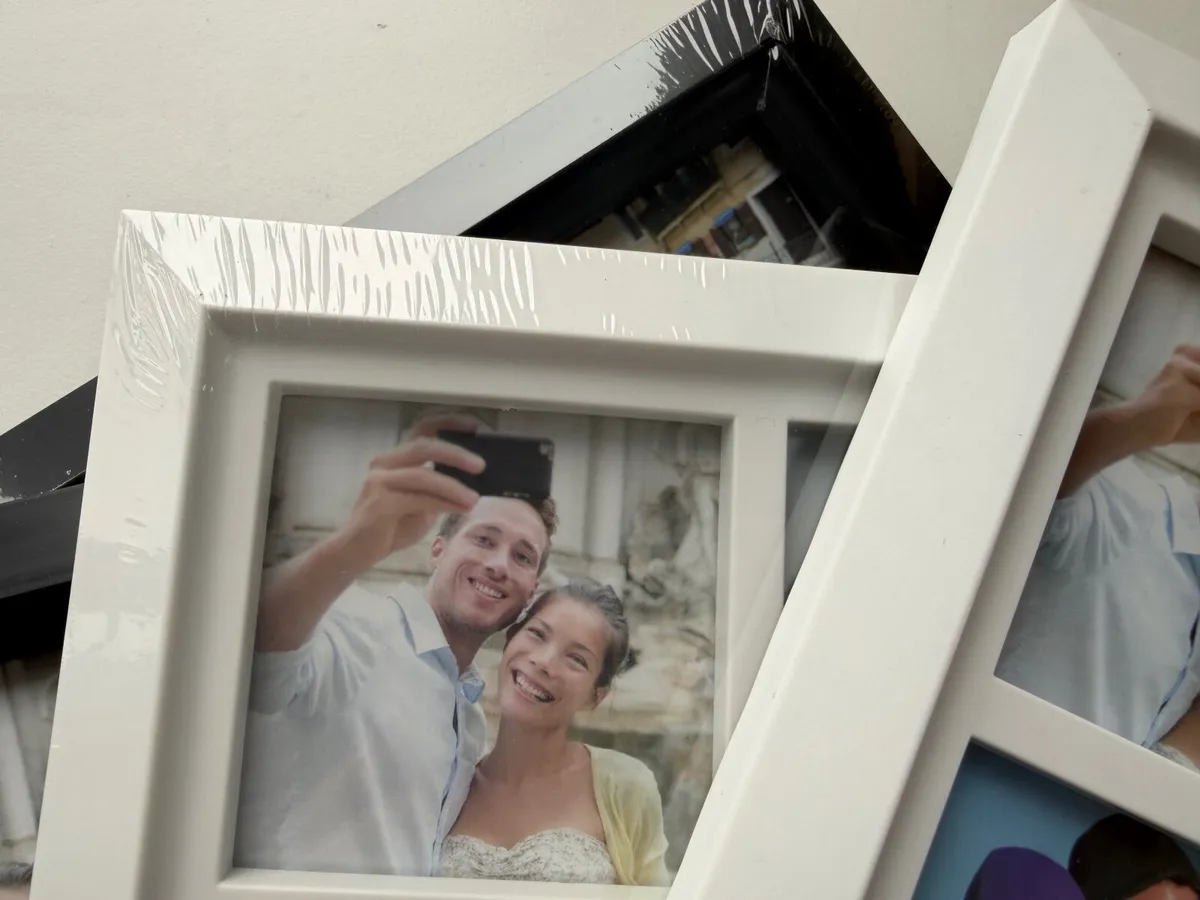 Multi-Opening Collage Photo Frames – Black & White - Image 3