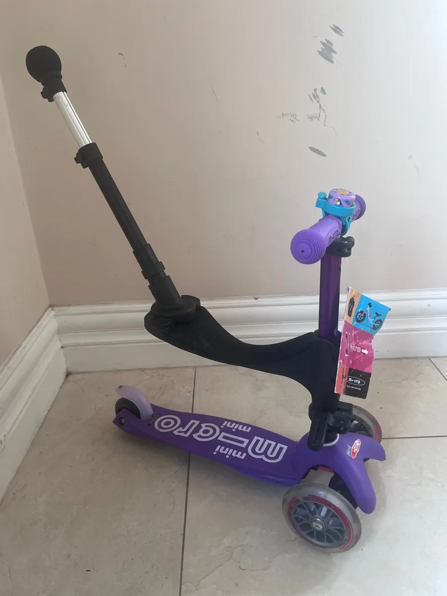 Mini micro scooter with extras - Image 1