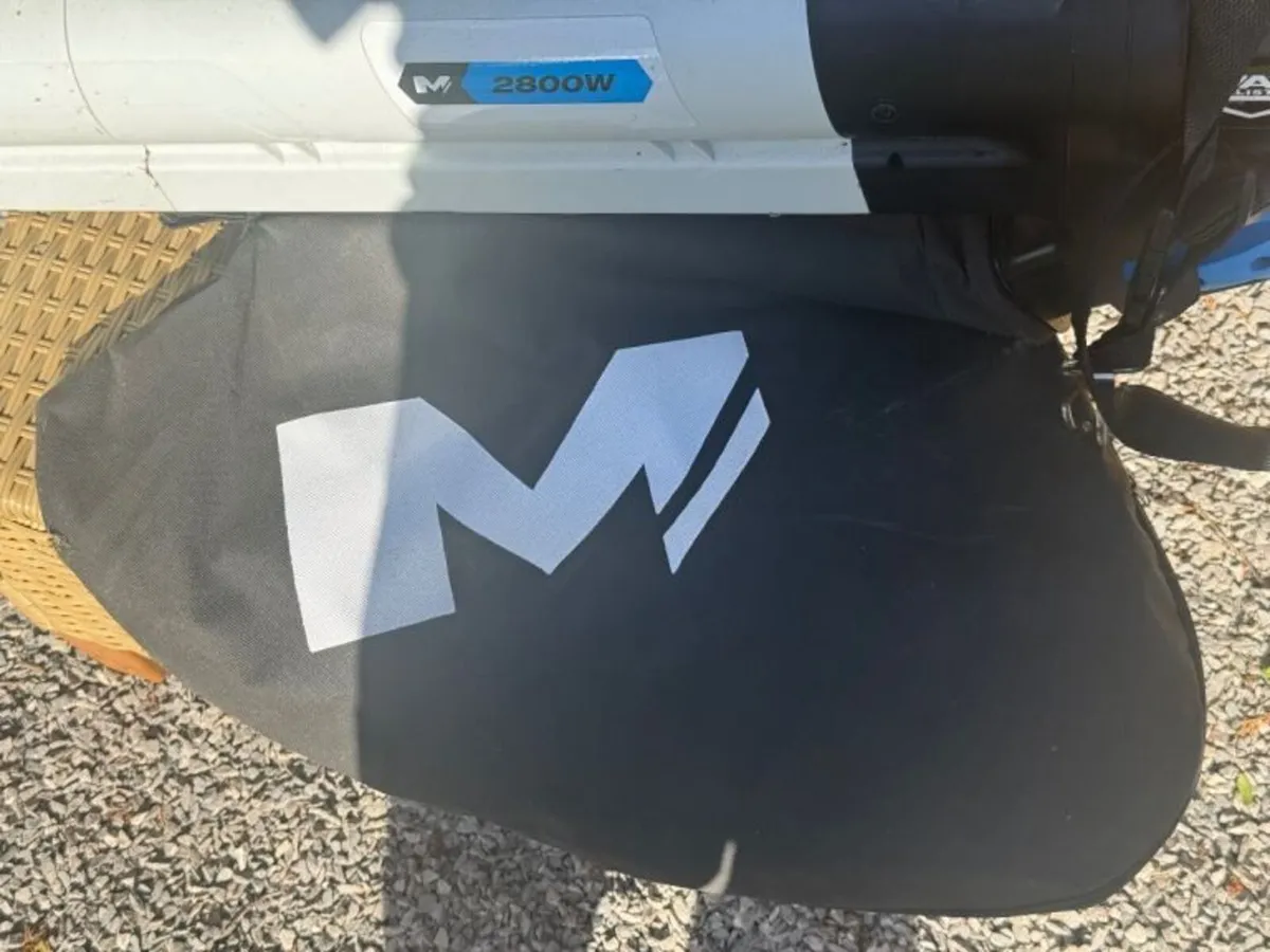 Leaf collector/Muncher/Blower - Image 2