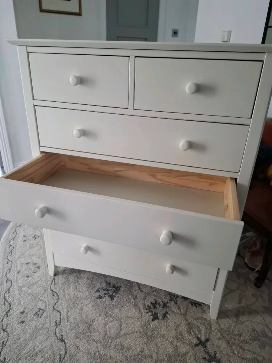 Chest of drawers - Image 2