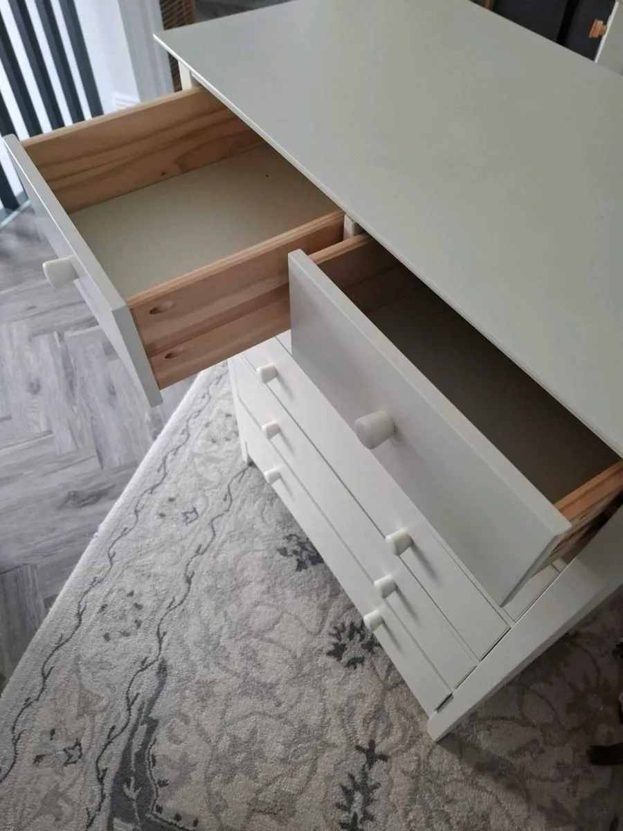 Chest of drawers - Image 3