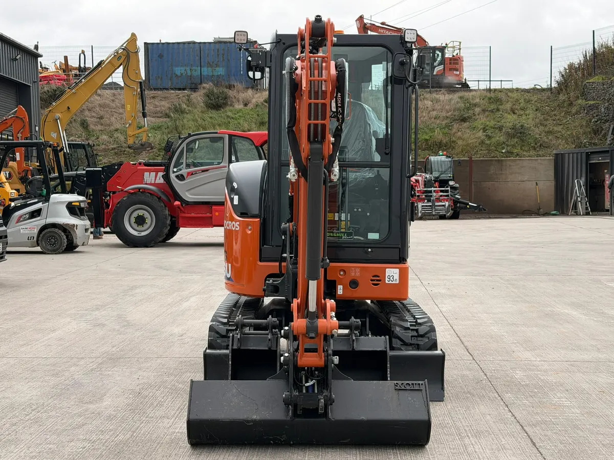 2026 HITACHI ZX26U-6 CLR - Image 3