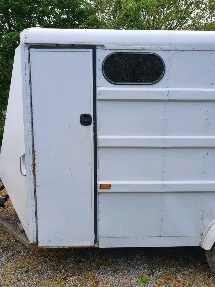 Dastle Racebox Shuttle Trailer - Image 3