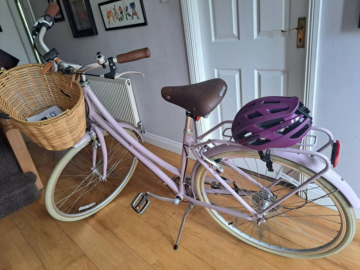 BIKE Forme Hartington ladies purple bike