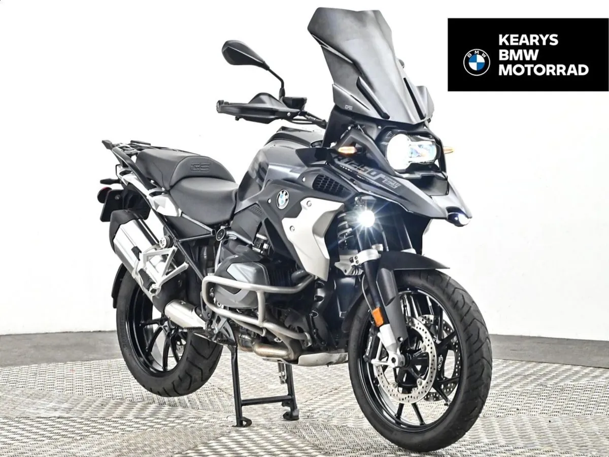 BMW R 1250 GS TE Triple Black (Low Chassis) - Image 1