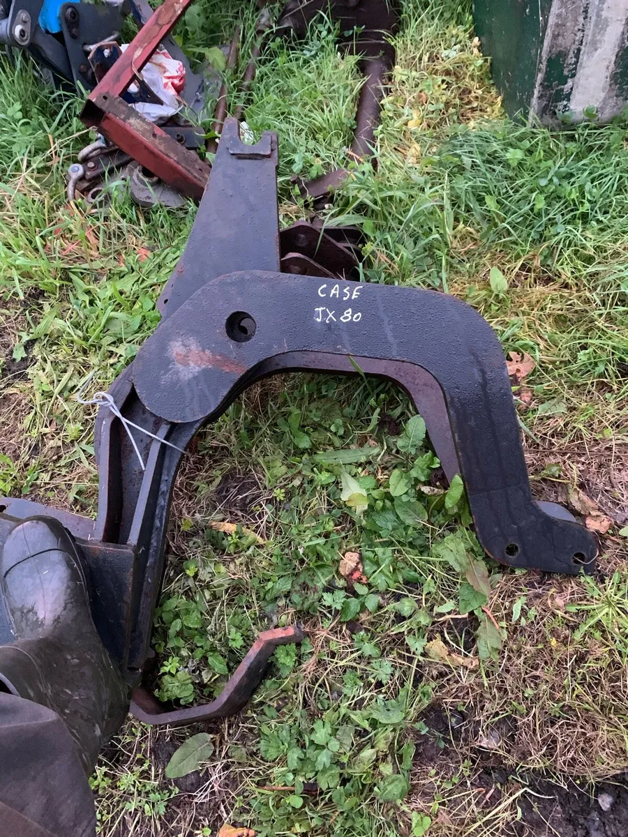 loader brakets for sale. - Image 3