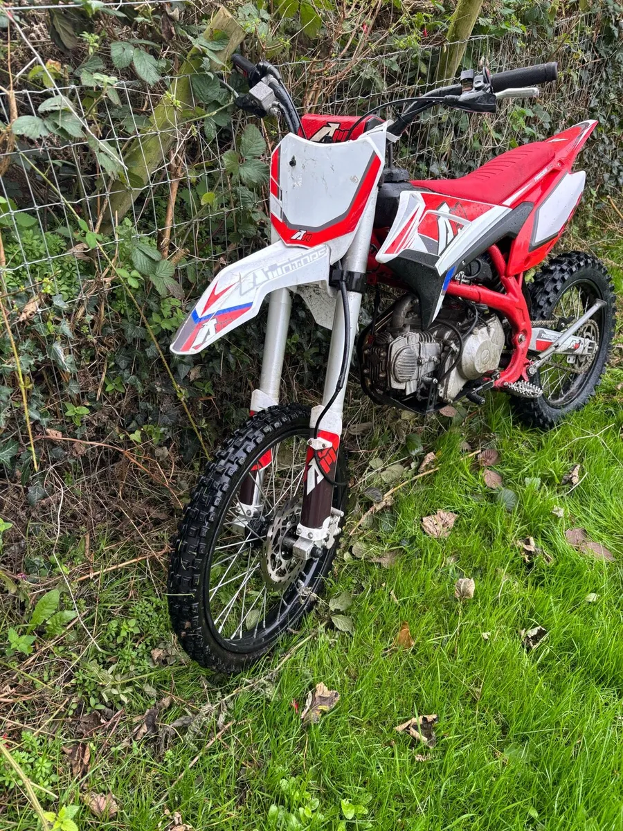 Dirt bike - Image 4