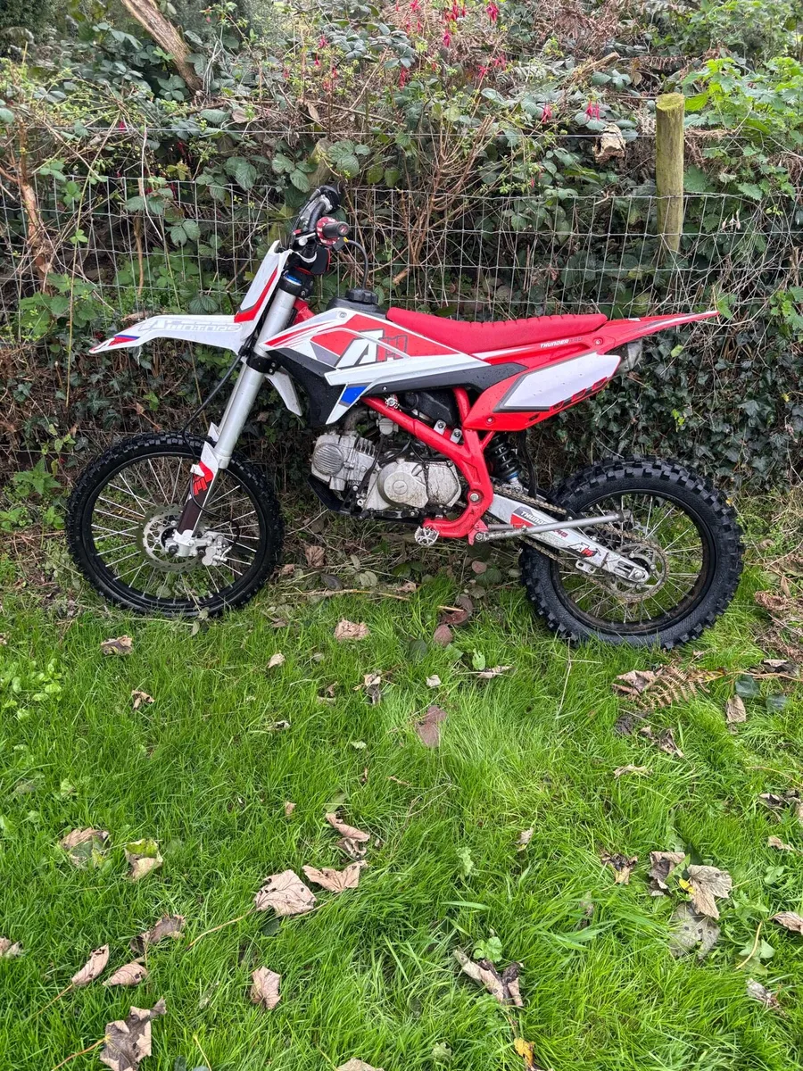 Dirt bike - Image 1