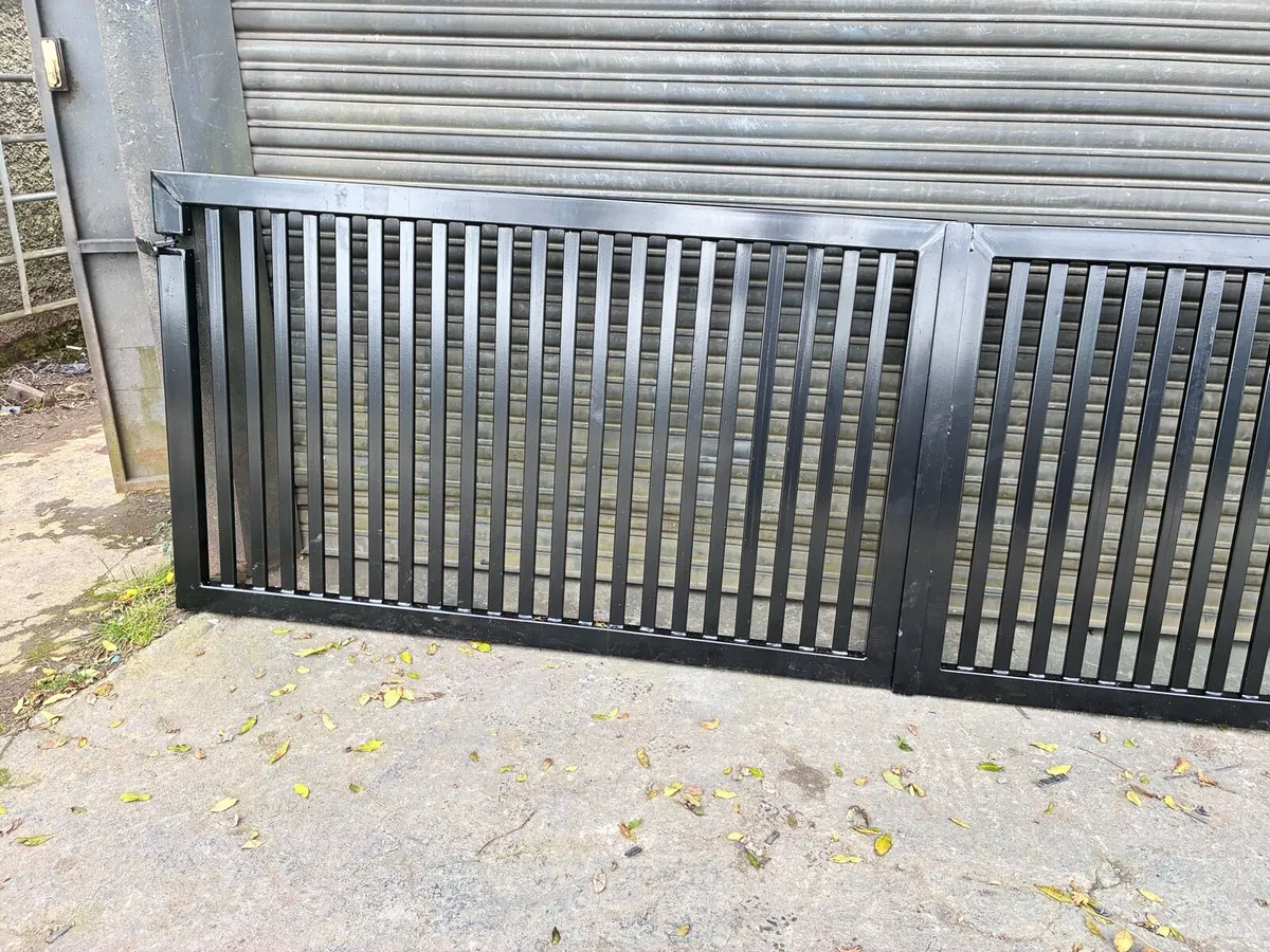 Gates - Image 2