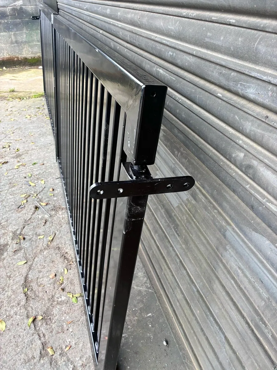 Gates - Image 3