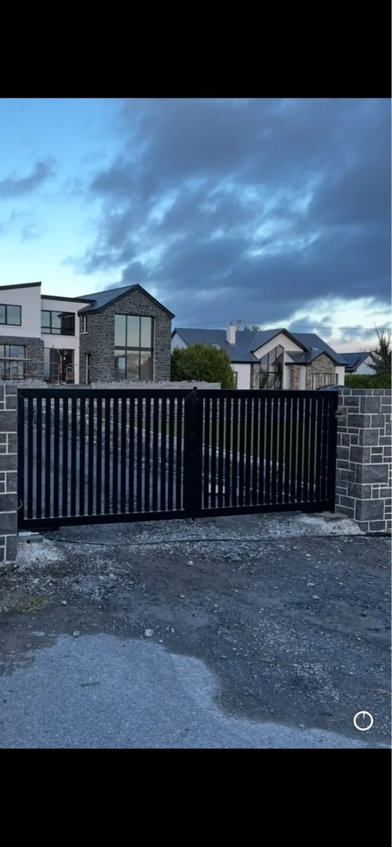 Gates - Image 4