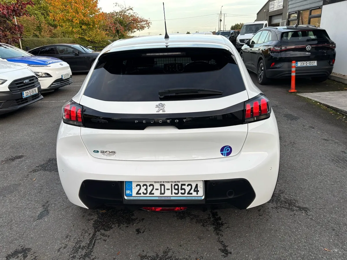 Peugeot e208 car-van - Image 3