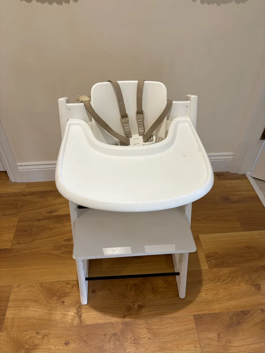 Tripp trapp chair & accessories - Image 1