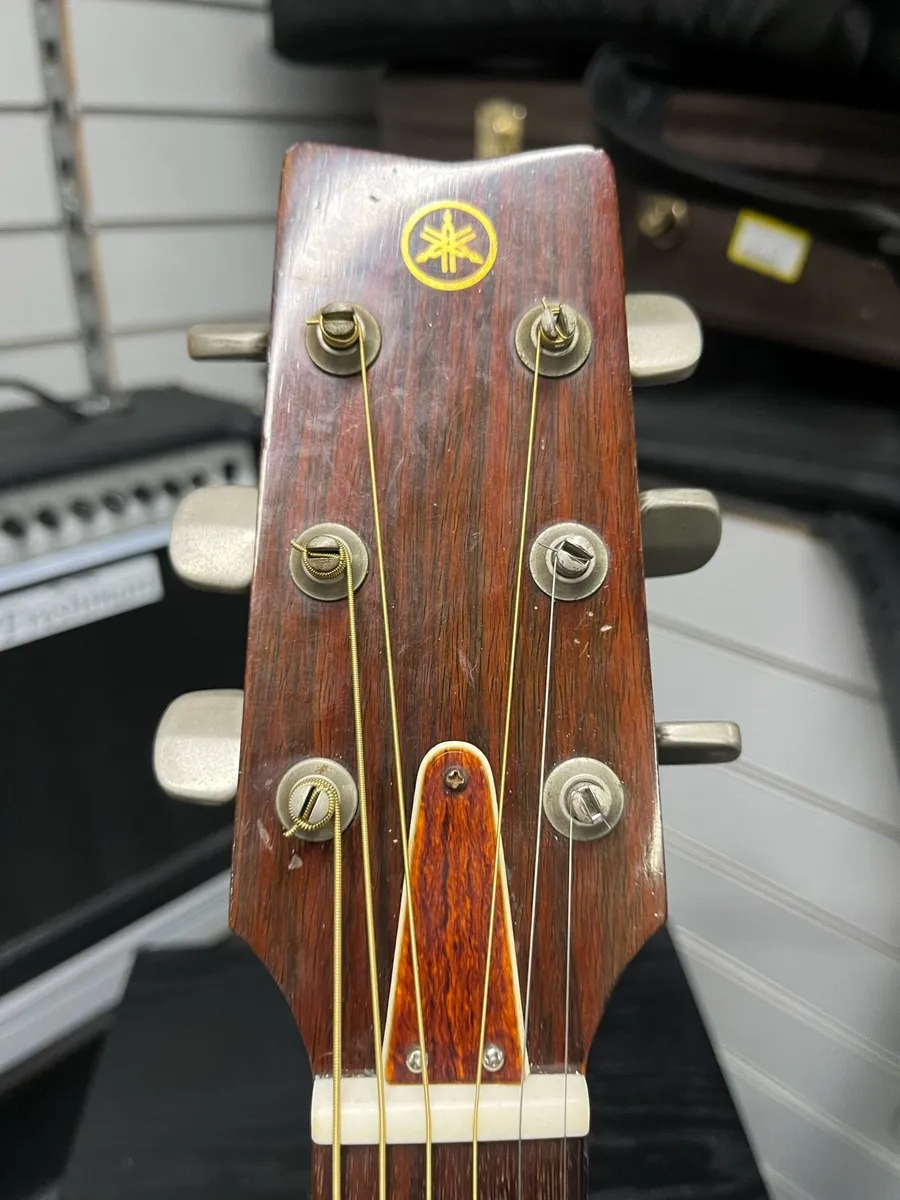 Yamaha FG130 Acoustic Guitar - Image 4