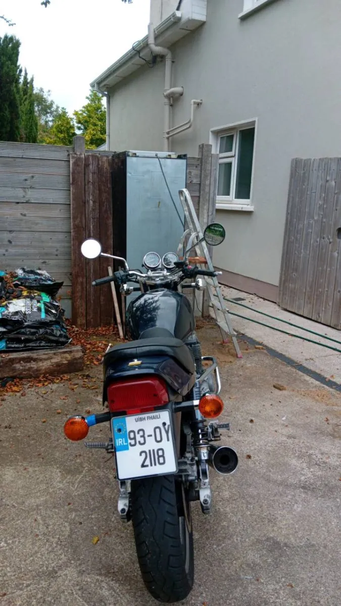Kawasaki Zephyr 550 - Image 2