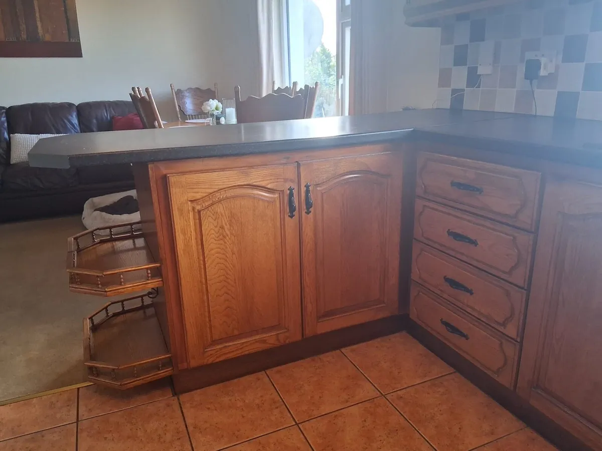 Solid Oak Kitchen - Image 4
