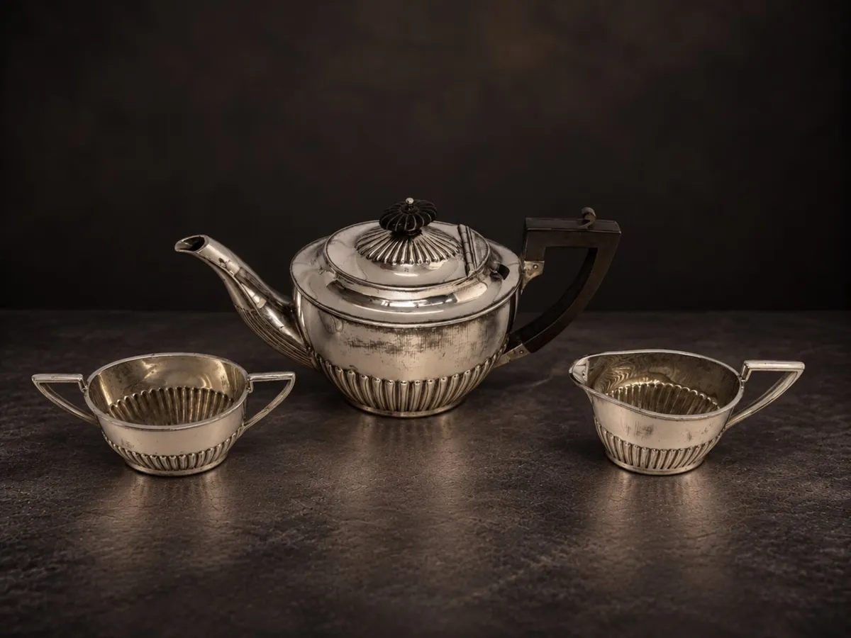 Sheffield Silver-Plated 3-Piece Tea Set - Image 4