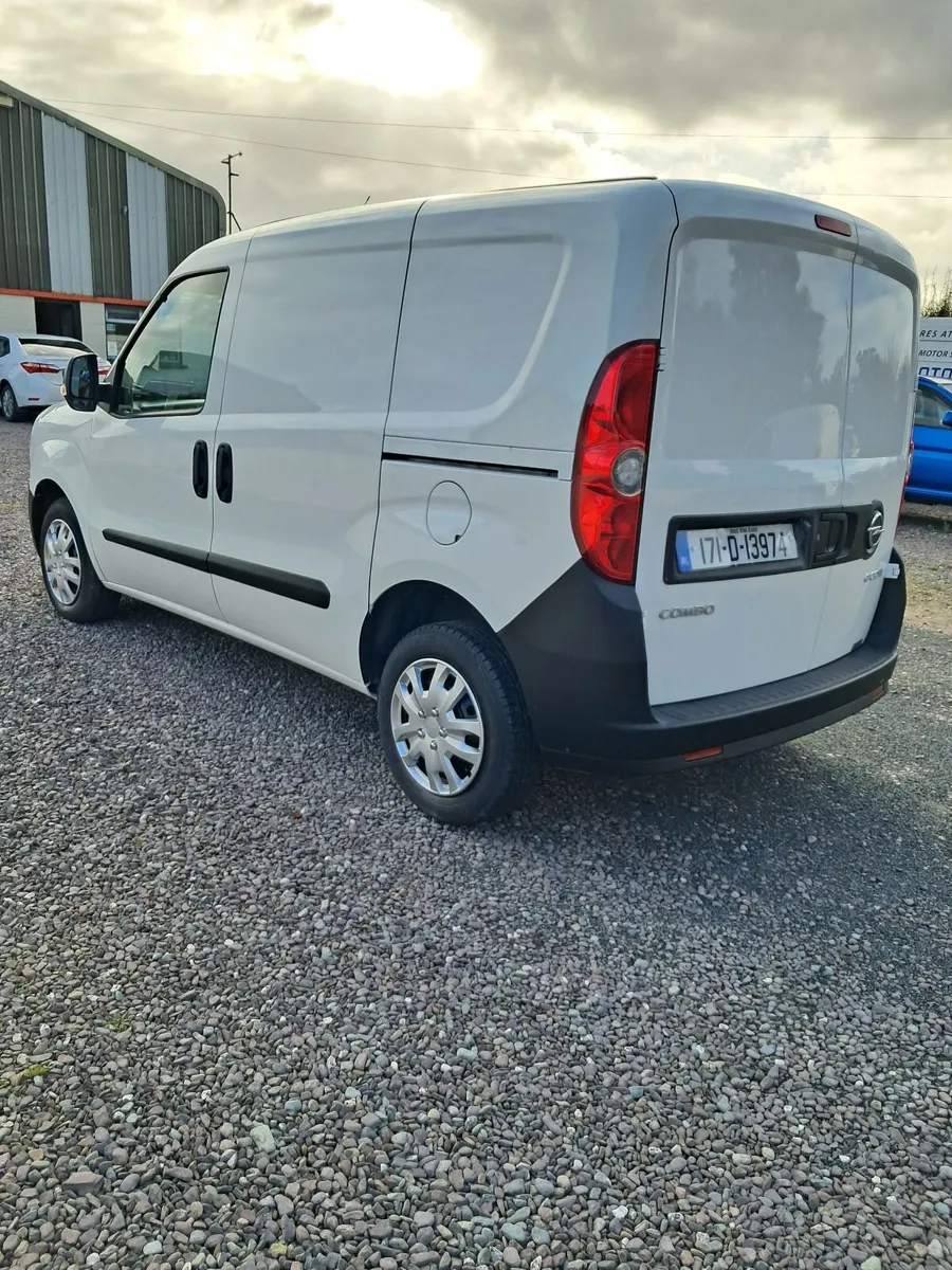 Opel Combo 2017 - Image 4