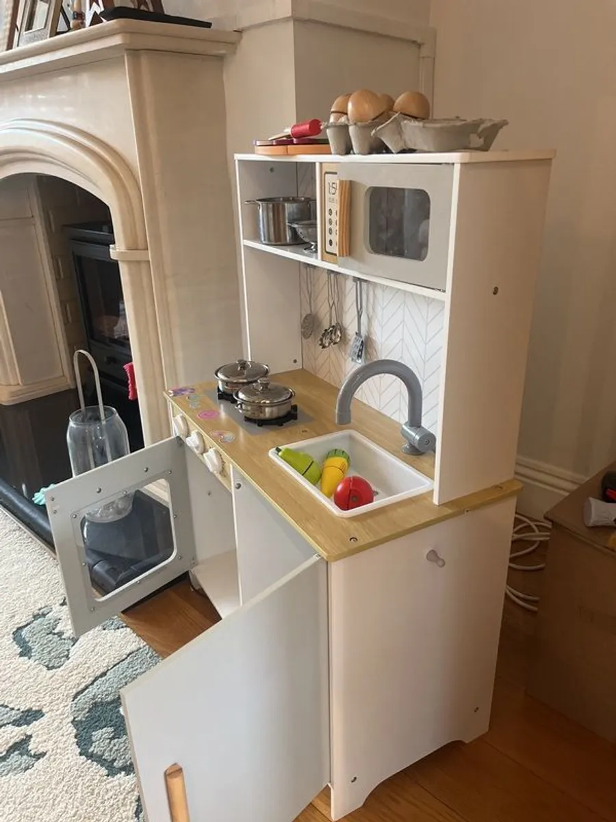 childrens wooden kitchen - Image 3