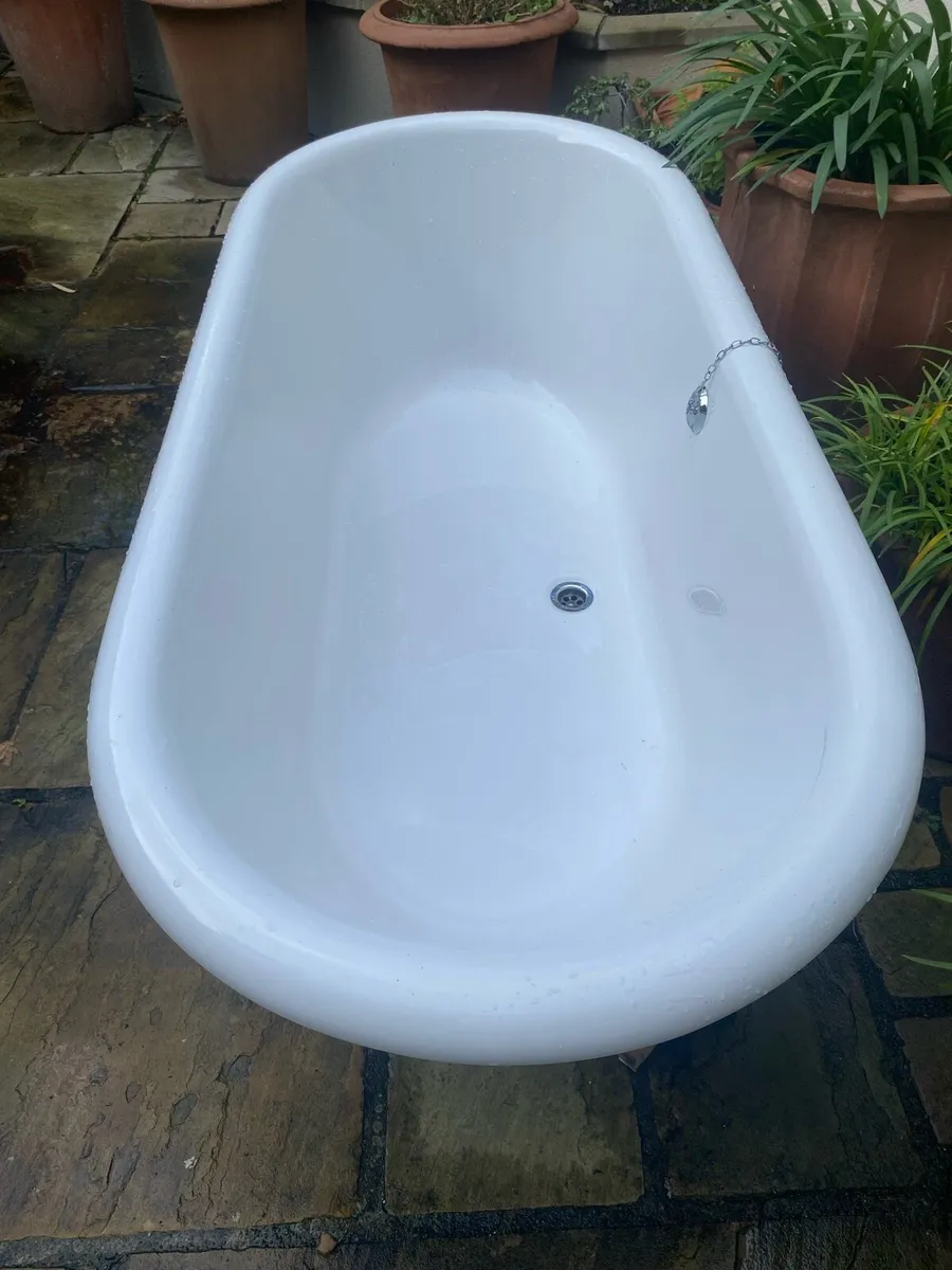 Freestanding bath - Image 2