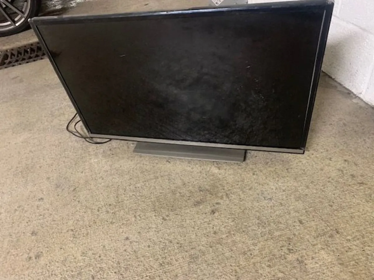 Televisions X 2 - Image 1