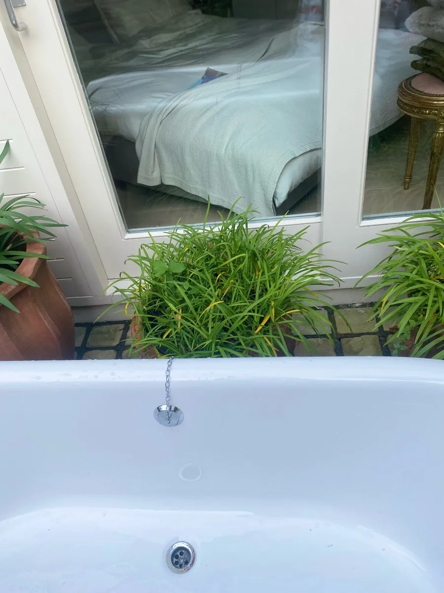 Freestanding bath - Image 3