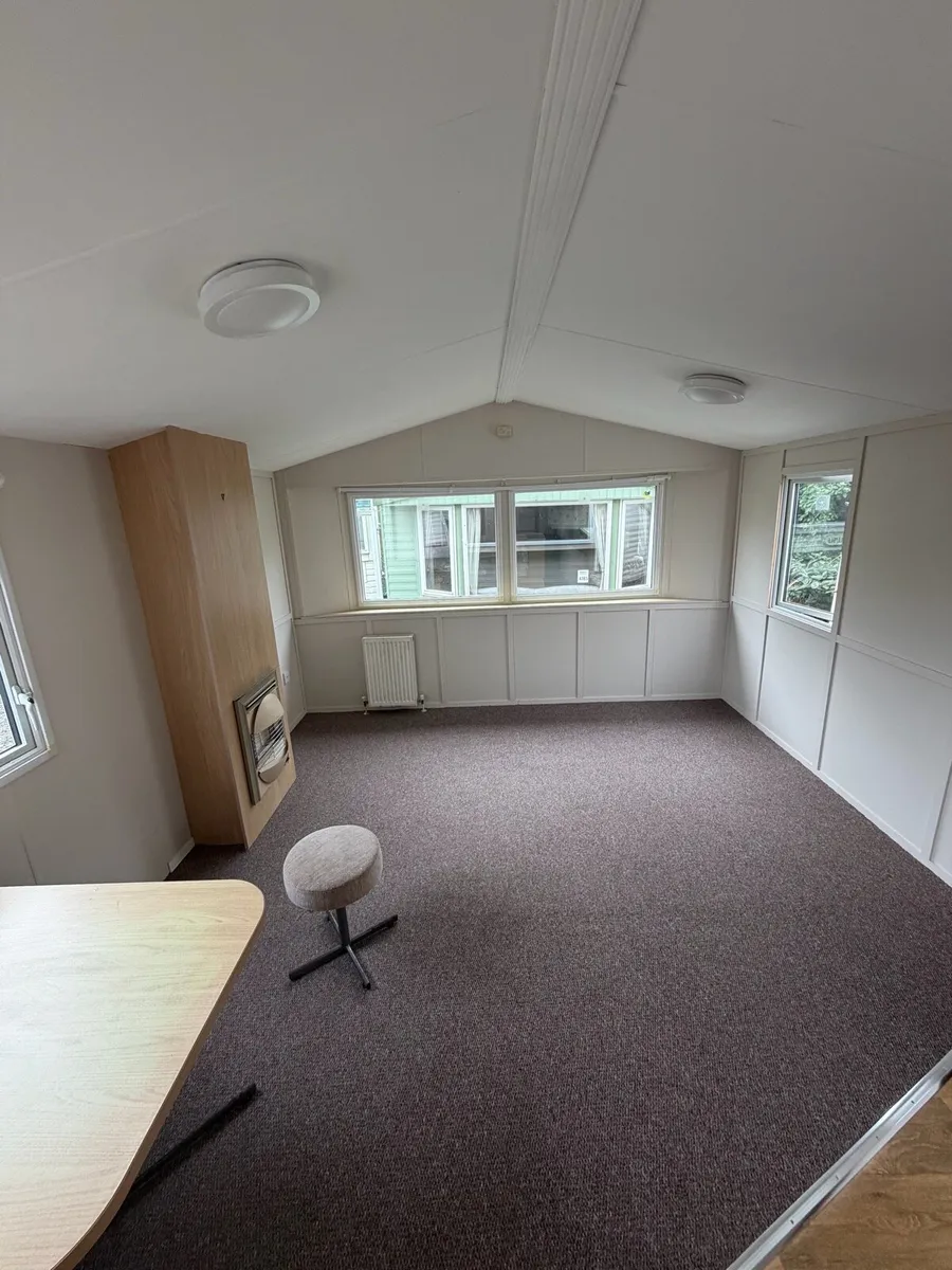 Willerby aurora 37x12 3 Bedrooms - Image 3