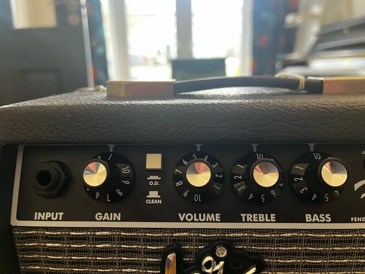 Fender Guitar Amp - Image 2