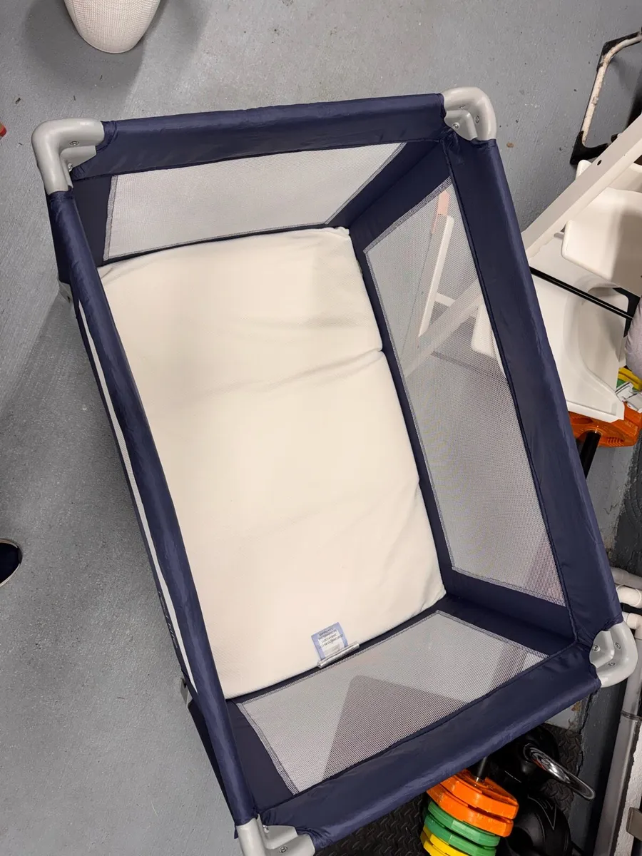 Travel Cot & Memory foam mattress - Image 2