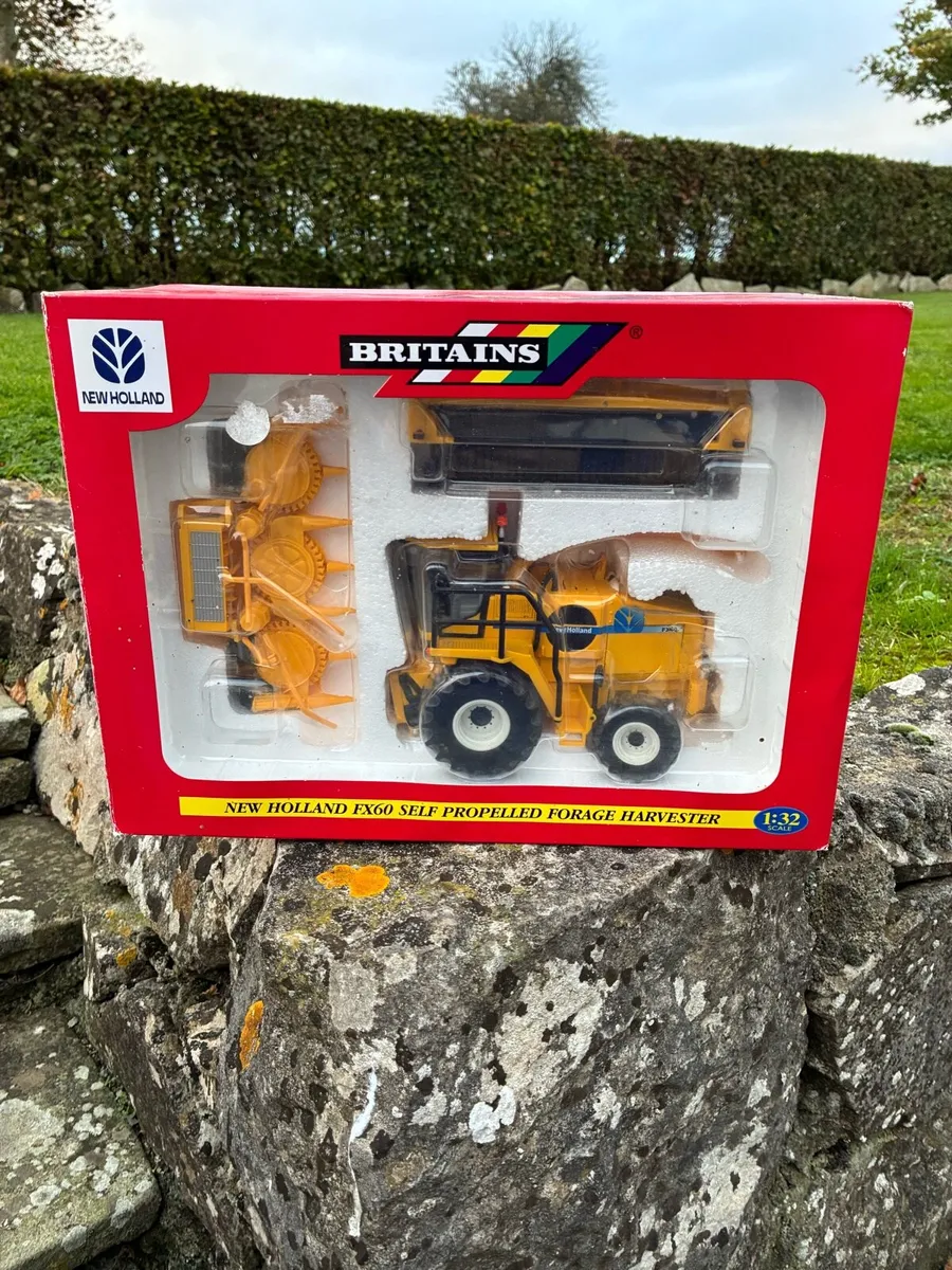 Britains New Holland Silage Cutter 1/32 - Image 1