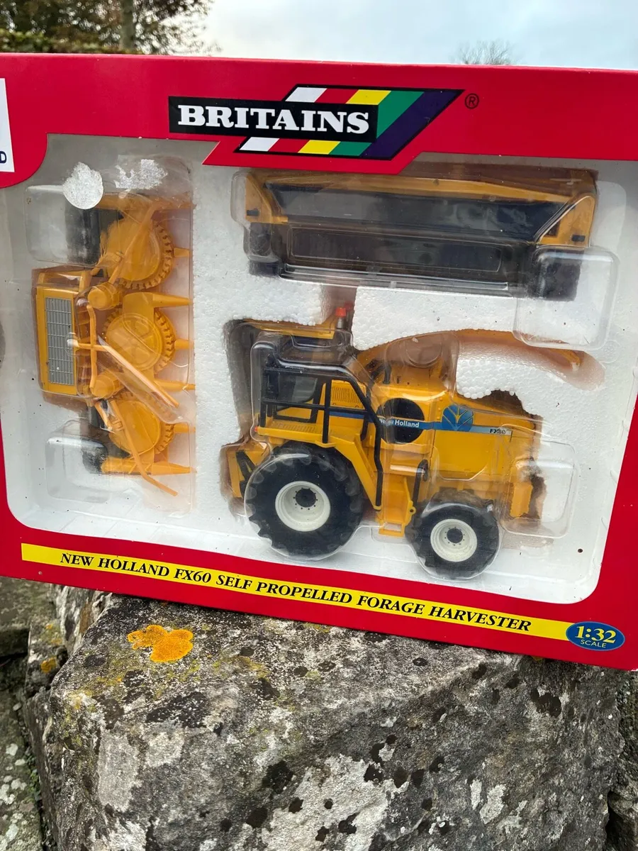 Britains New Holland Silage Cutter 1/32 - Image 2