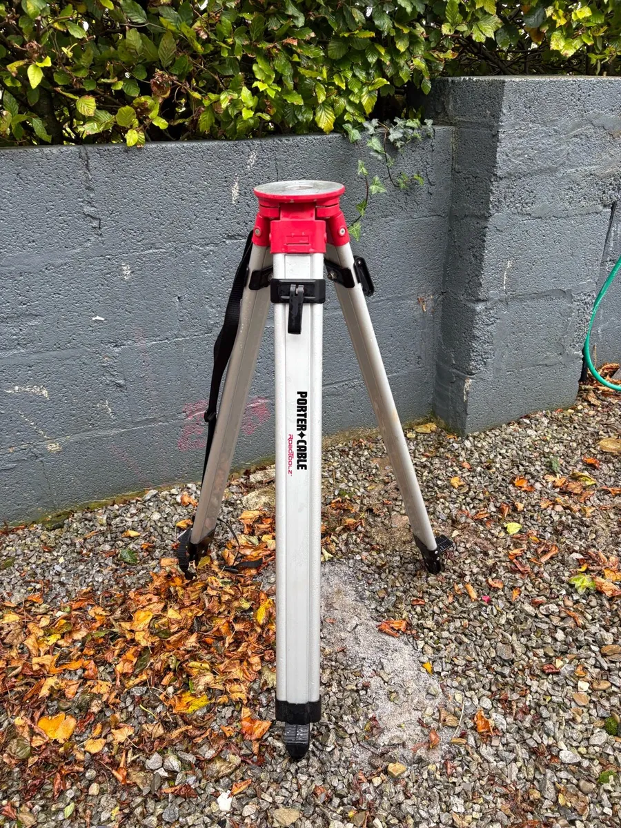 Aluminium tripod - Image 1