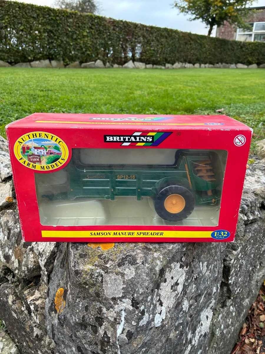 Britains Dung Spreader 1/32 - Image 1
