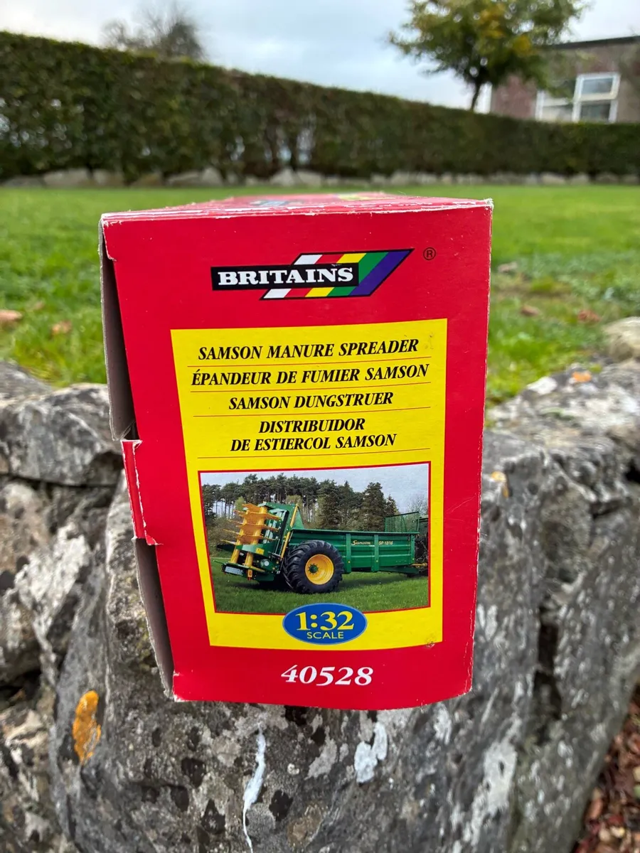 Britains Dung Spreader 1/32 - Image 2