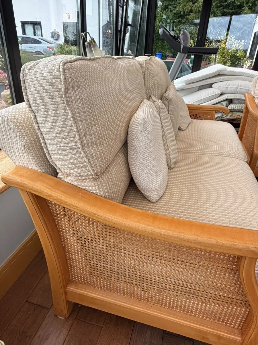 Couch - Image 3