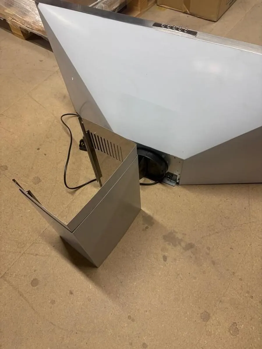 Hafele 900mm Stainless Steel Cooker Extractor - Image 3