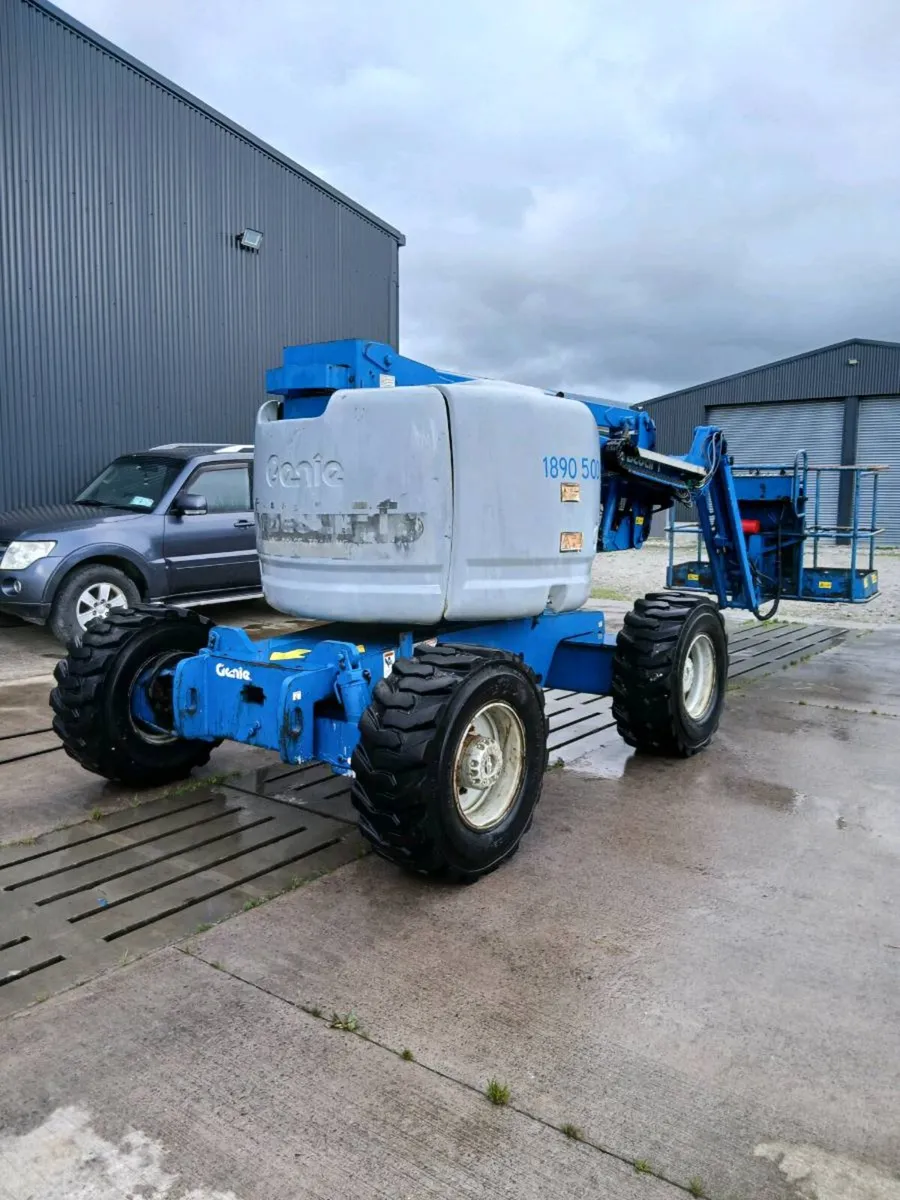 Genie z45/25 4 wheel drive - Image 3