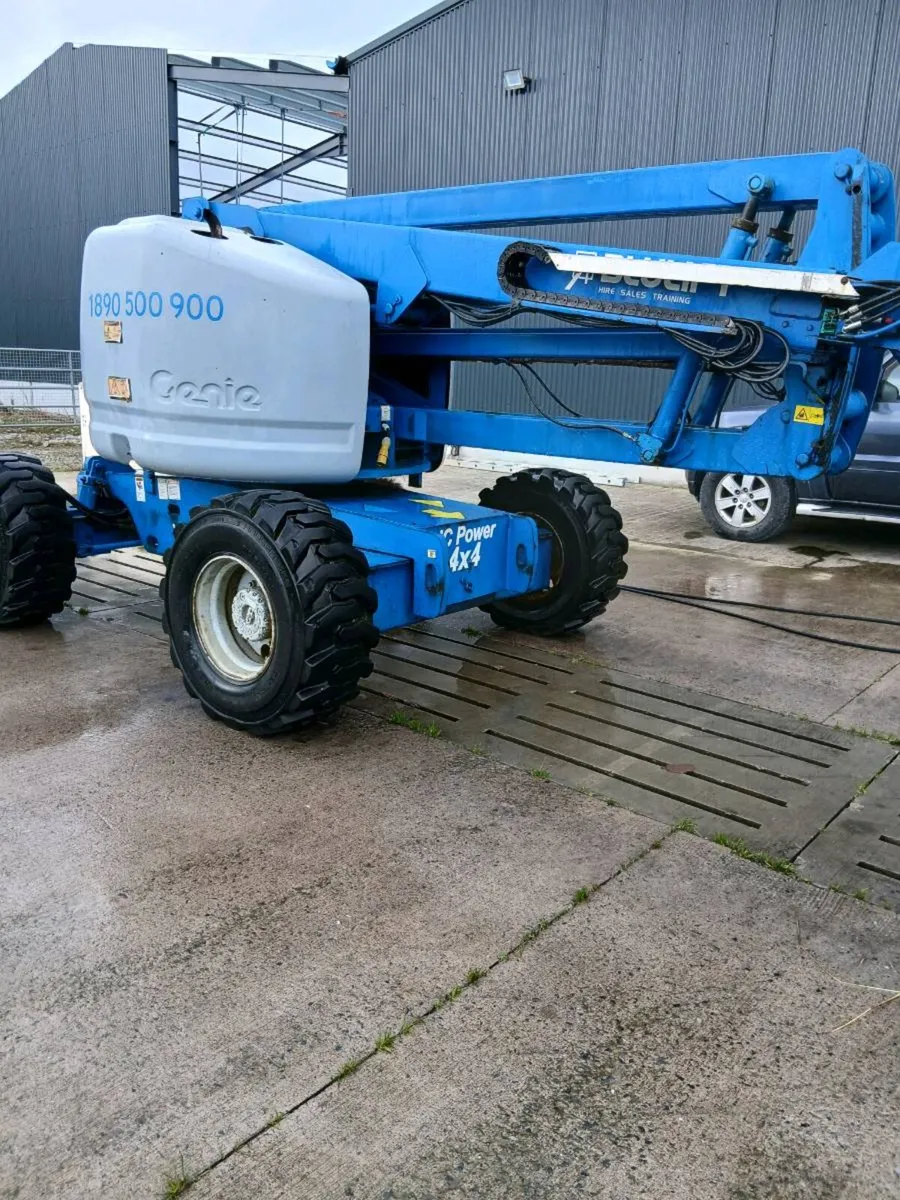 Genie z45/25 4 wheel drive - Image 2