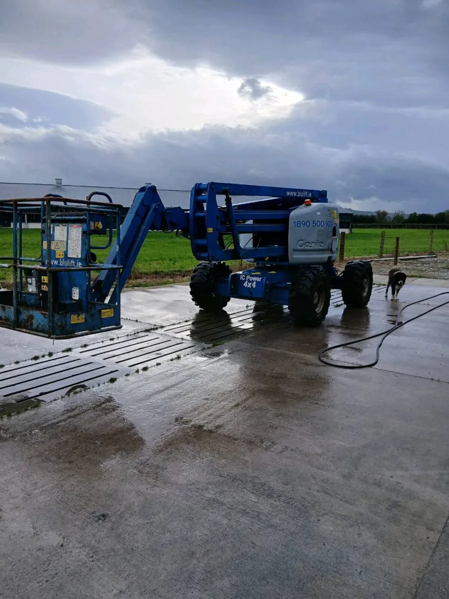 Genie z45/25 4 wheel drive - Image 4